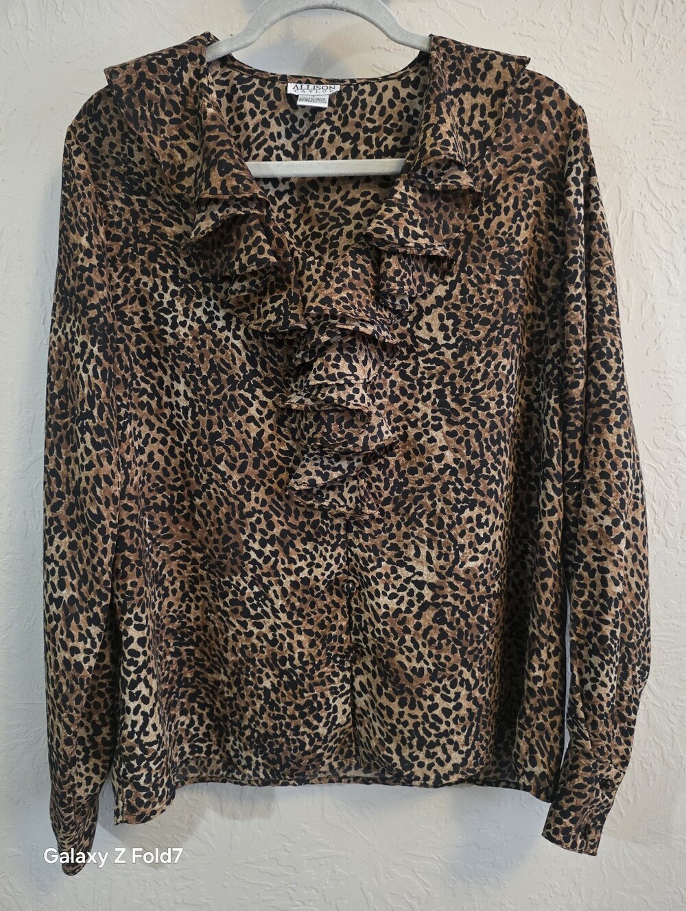 Allison Daley long-sleeve blouse  leopard print With ruffle Neckline